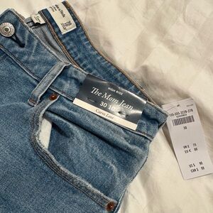 Abercrombie High Rise Mom Jeans - Light Blue